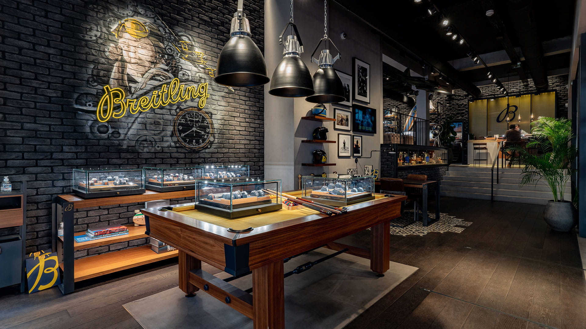 Breitling store outlet near me